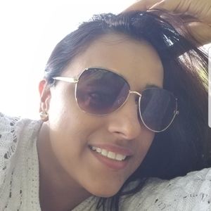 Meet your Posher, Jasmine